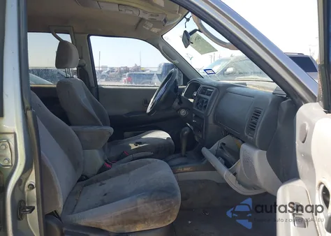 2000 Mitsubishi Montero Sport Ls/Xls z USA, uszkodzony, nr VIN JA4LS31H1YP815611